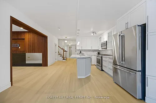 42 Cotswold Cres #LOWER Photo 1