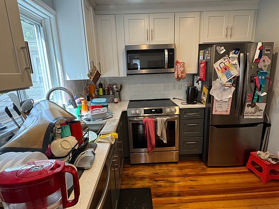 2nd image of 146 School St #1