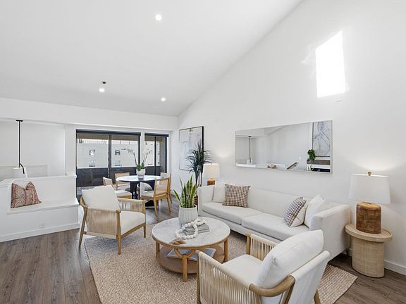 5th image of 685 High St APT 5A