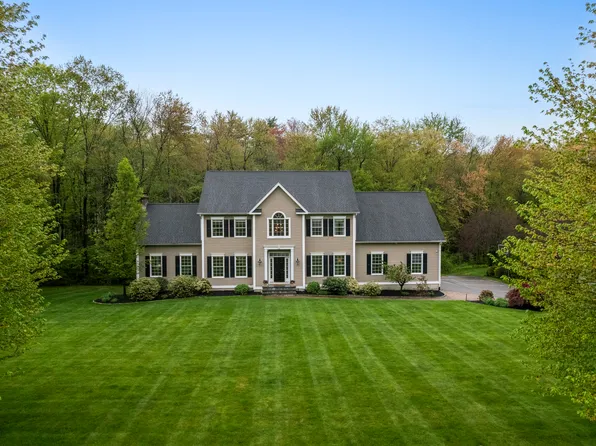 77 Kelsey Lane, Glastonbury, CT 06033