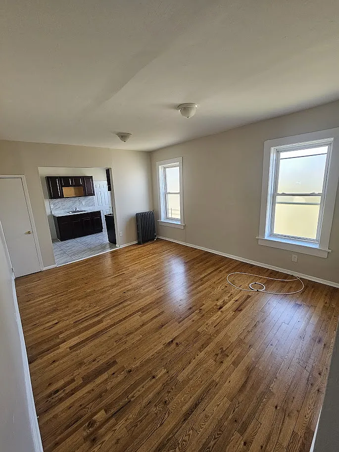 Building Photo - 220 Roseville Ave #411R