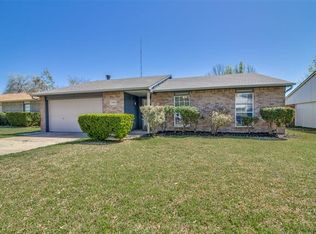 5910 Lakecrest Dr, Garland, TX