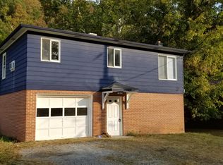 725 E 1st St, Richlands, VA