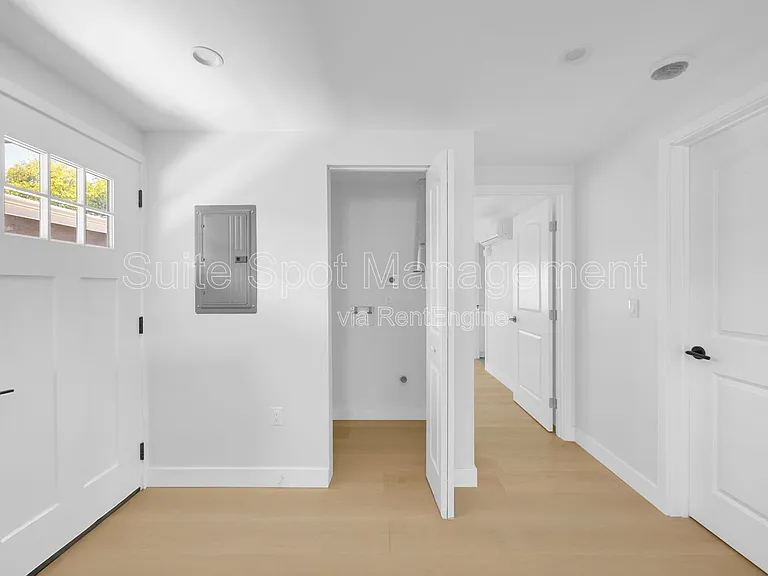 1603 Vuelta Grande Ave #1607-A3 — Photo 6