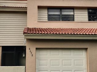 8698 NW 40th St #8698, Coral Springs, FL 33065