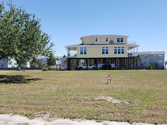 2nd image of 100 Sea Oaks Blvd