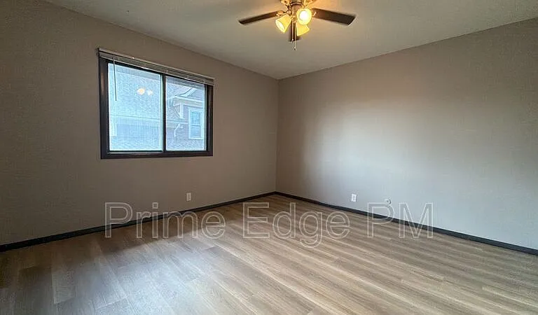4520 Calvert St #5 — Photo 17