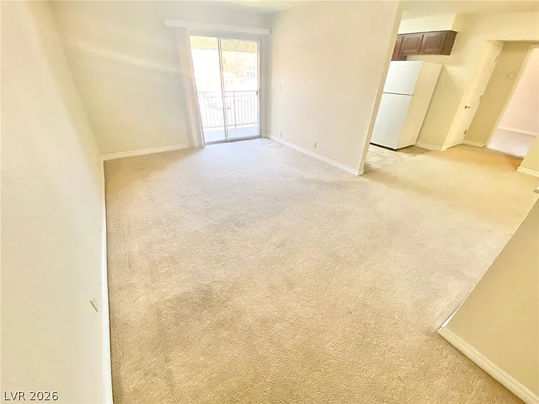5081 River Glen Dr #118 — Photo 2