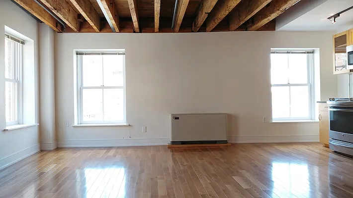 Rented by The Durst Organization | media 18