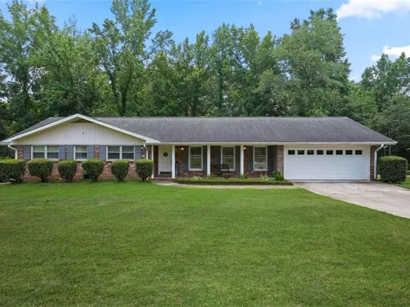 3725 Sandhill Dr SE, Conyers, GA 30094