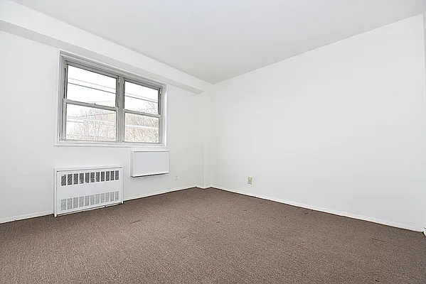 Rented by Keller Williams NYC | media 20