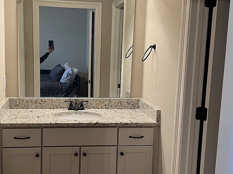 Jack and Jill bath for 2 bedrooms