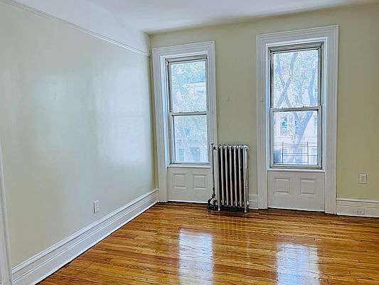 2nd image of 892 Saint Johns Pl APT 4