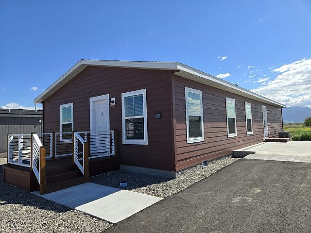 1st image of 472 Walleye Rd #69