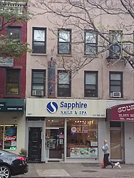 1527 York Avenue in Yorkville