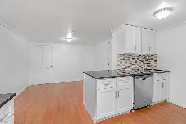 Rented by Reavis | media 5