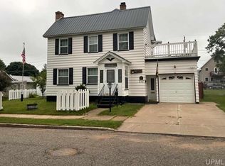 757 Michigan St, Ishpeming, MI 49849