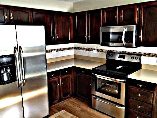 2nd image of 4621 Farmington Ave