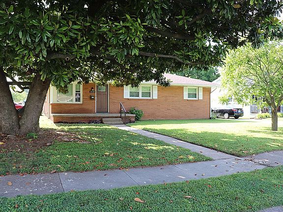 2nd image of 3154 Adams Ct