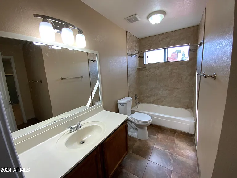 1513 E Mineral Rd — Photo 30