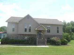 185 Trappers Way, Springville, AL 35146