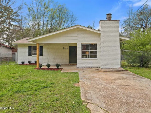 120 Larado Dr, Clinton, MS 39056