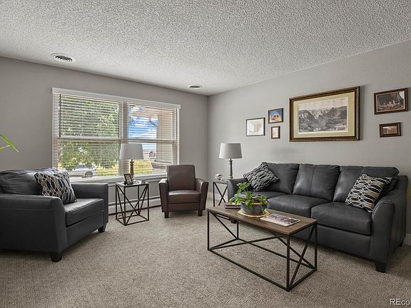 4th image of 19029 E Hamilton Pl