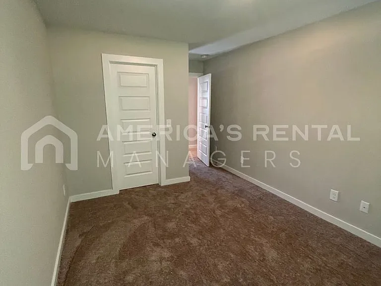 321 Shiloh Creek Dr — Photo 45