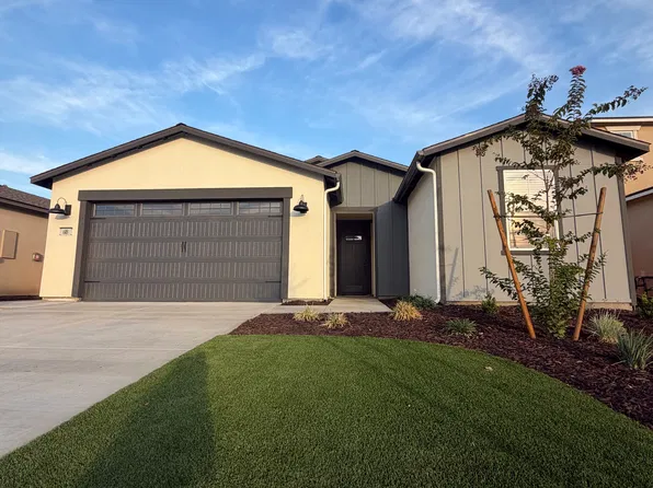 618 N Marie St, Visalia, CA