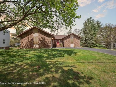 4252 W Willow Hwy, Lansing, MI, 48917