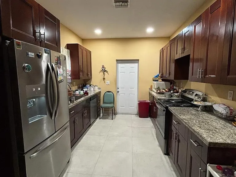 4444 NW 23rd Ave — Photo 1