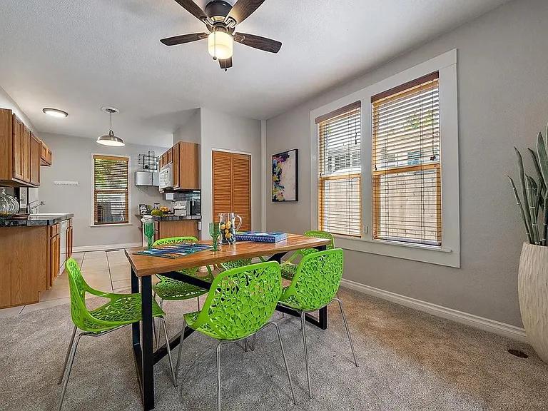2314 Meade St — Photo 3