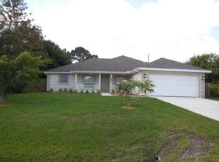 820 SW Tulip Blvd, Port Saint Lucie, FL 34953