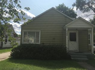 238 E Beech St, Gladwin, MI 48624