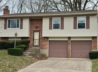 10253 Crestland Ct, Cincinnati, OH 45251