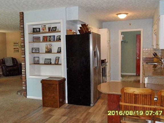 4th image of 303 Rocky Fork Dr S