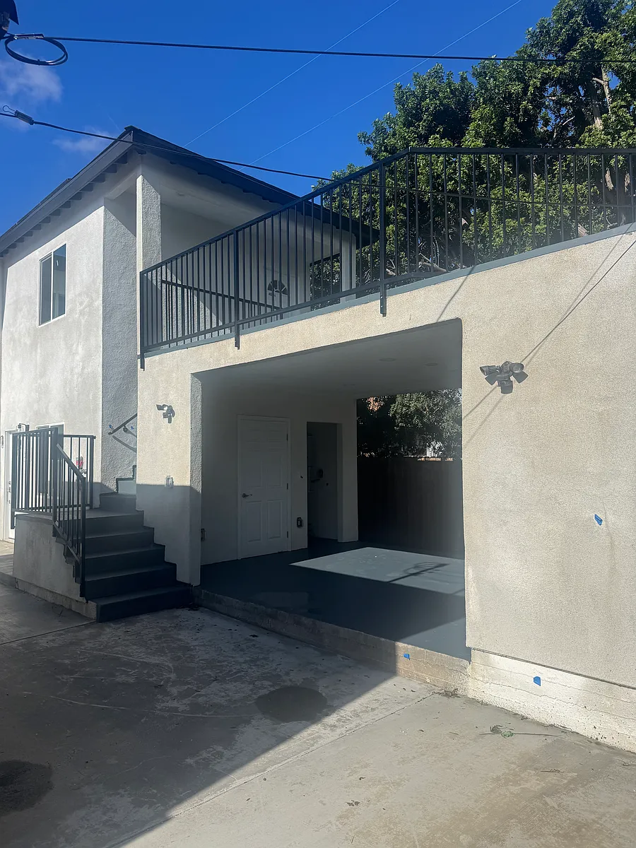 Building Photo - 4973 E Ferro St