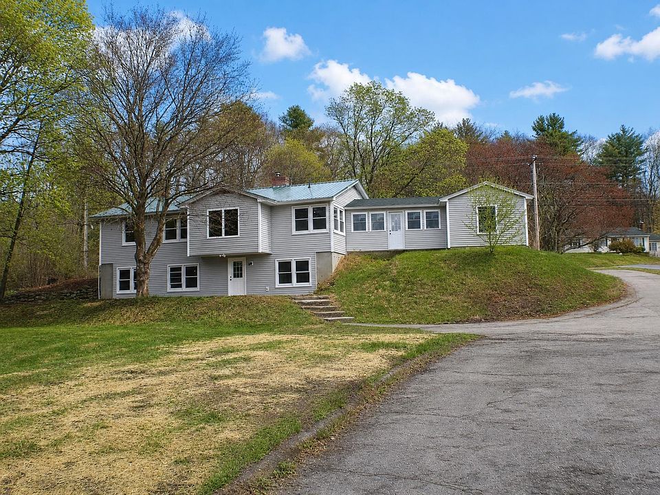 1st image of 520 Pembroke Street