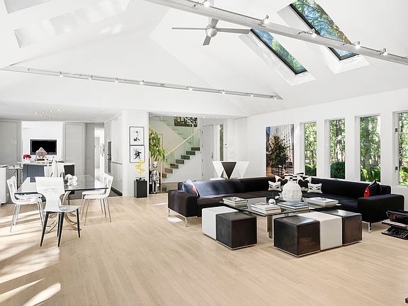 4th image of 2 Cobblers Ct