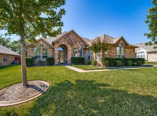 2823 Quail Hollow Dr, Sachse, TX 75048