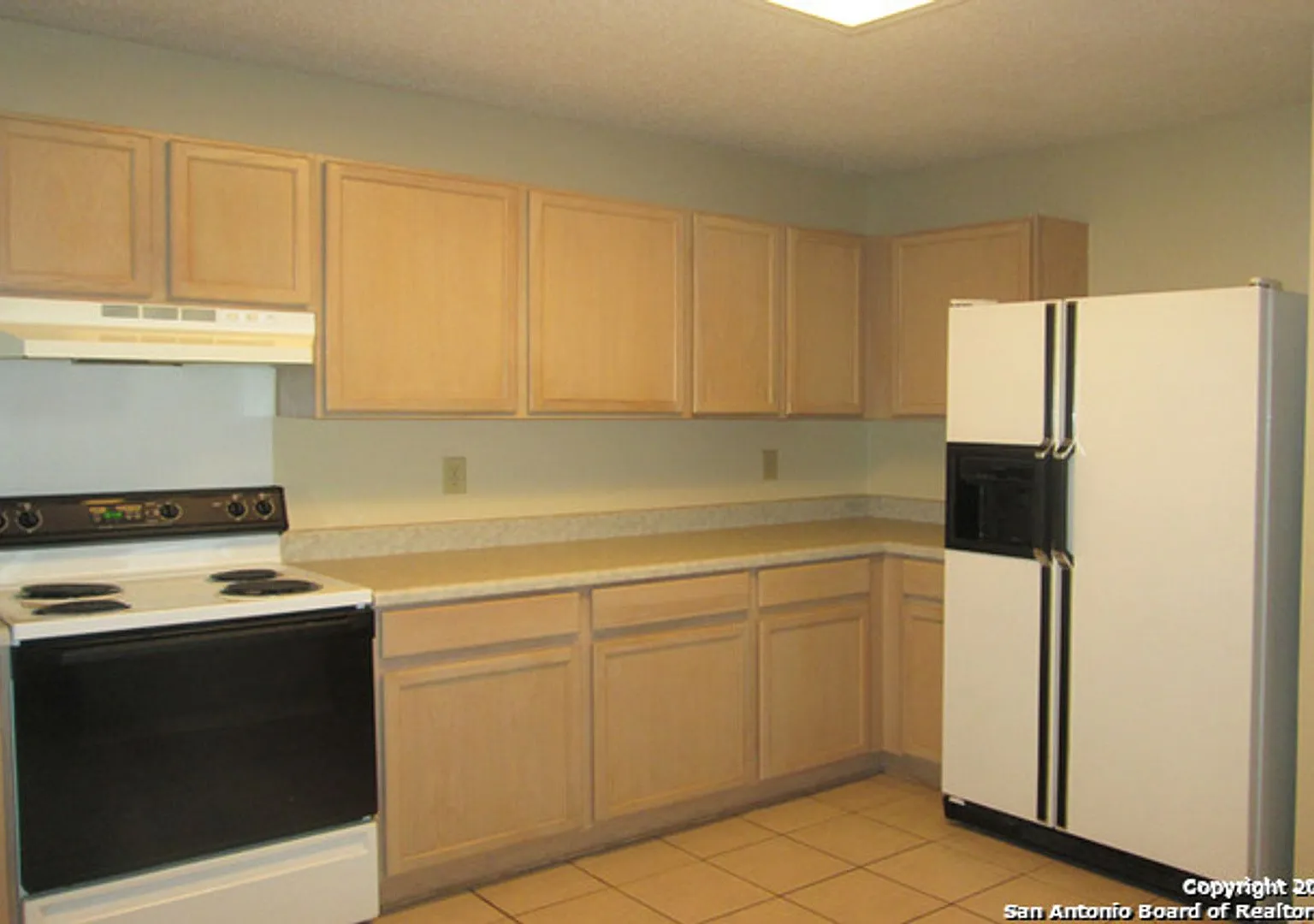 3 bedroom 2 bath Crestridge Subdivision — Photo 4