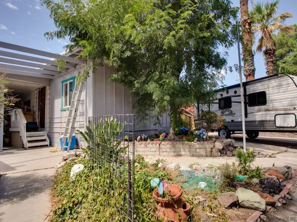 300 Tierney Dr, Perris, CA 92570
