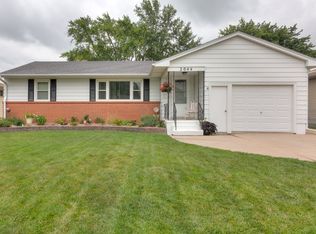 2044 Donald St, Fremont, NE 68025