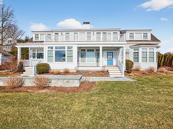 3rd image of 121 Queen Anne Road