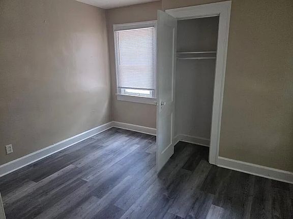 5th image of 3718 N Gladstone Ave