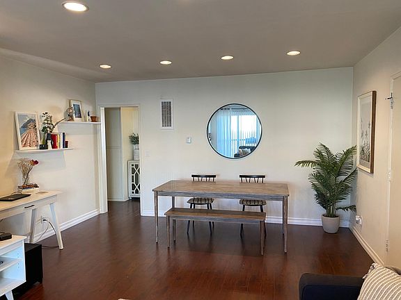 3rd image of 1014 14th St #9