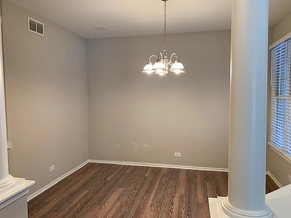 4th image of 7651 Park View Ct