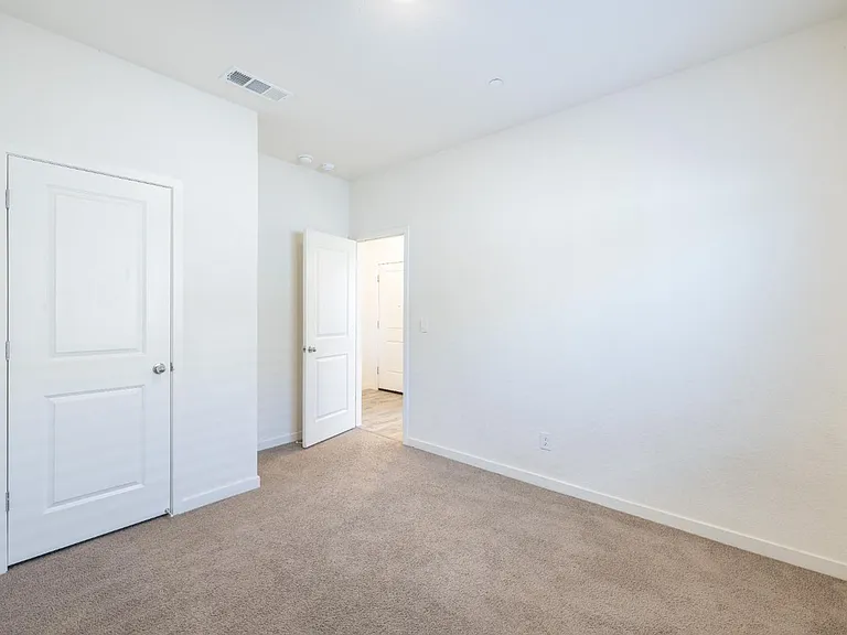 2057 Skipper Cove Way — Photo 25