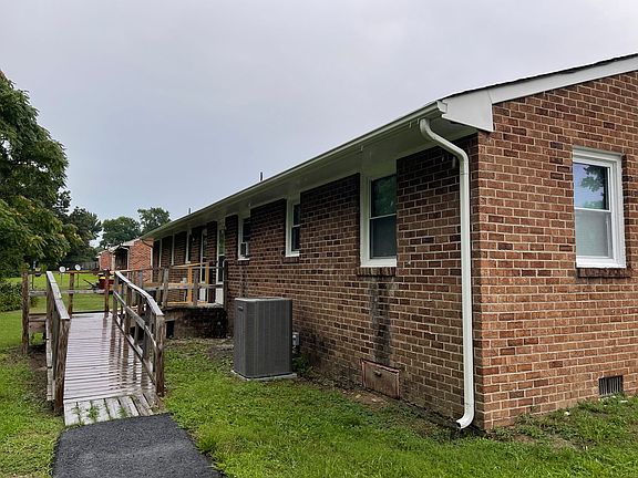 4th image of 1633 N Valor Dr #B