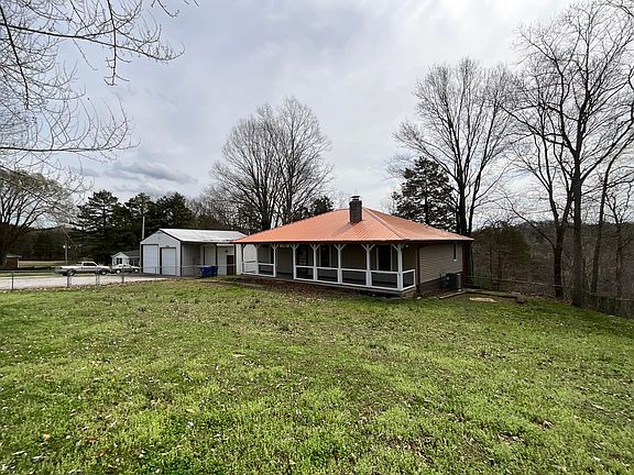 2nd image of 1502 Boat Dock Rd